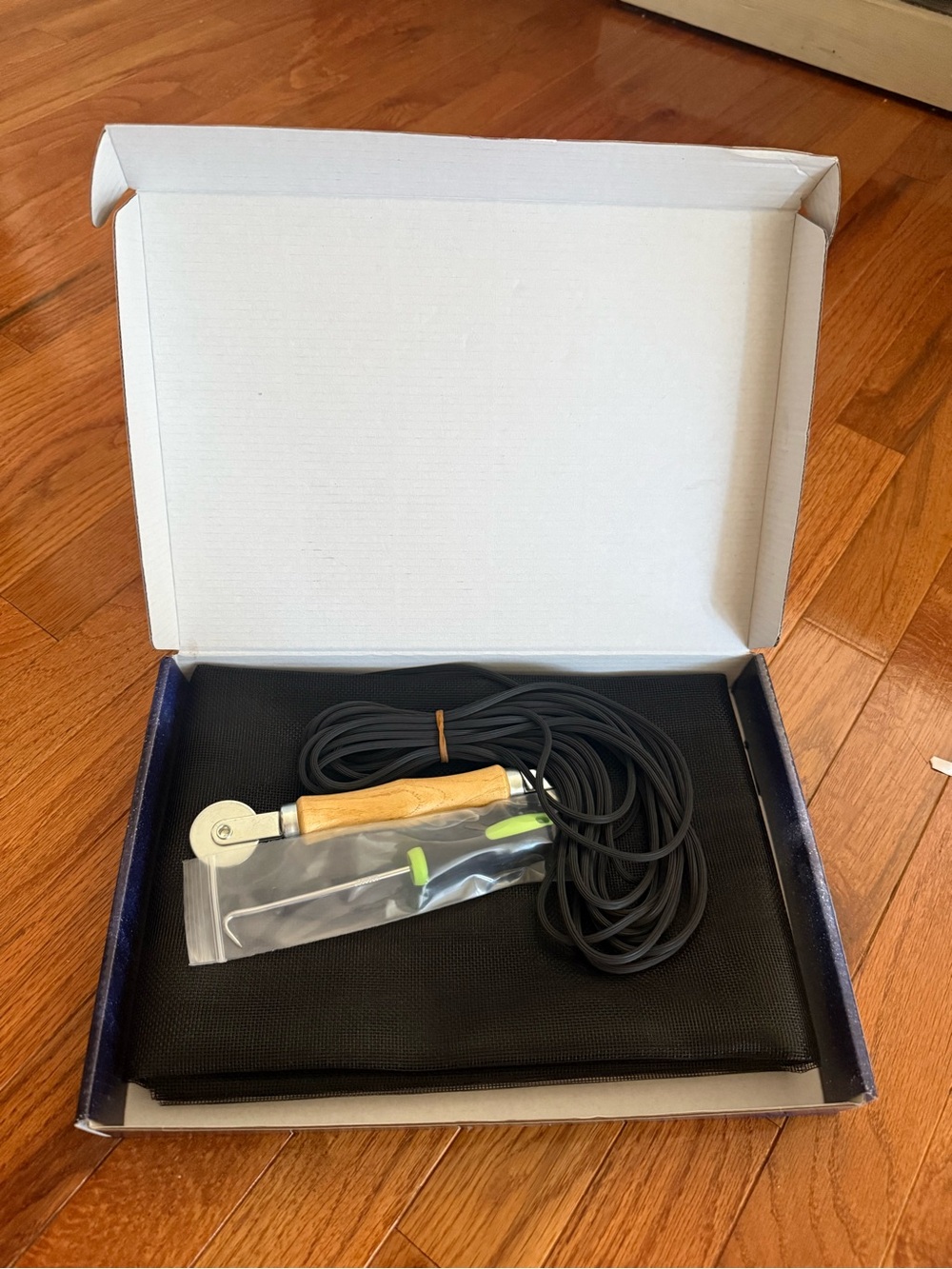 Screen Repair Kit with Rolling To